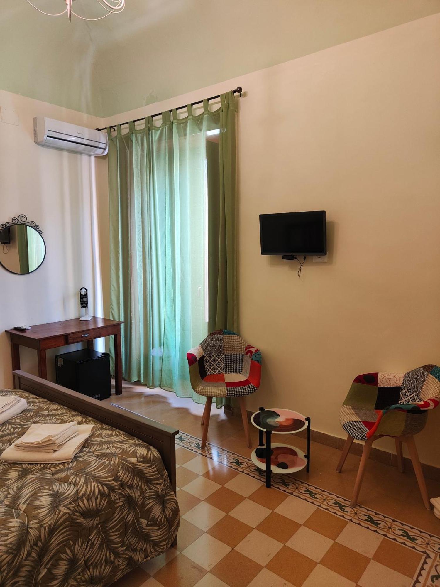 B&B Palazzo Corvino ปาแลร์โม ภายนอก รูปภาพ