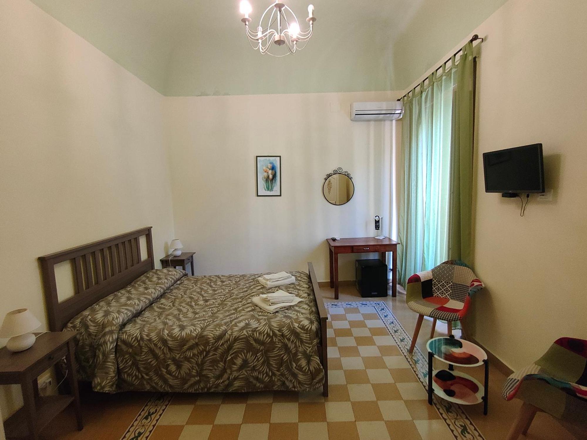 B&B Palazzo Corvino ปาแลร์โม ภายนอก รูปภาพ