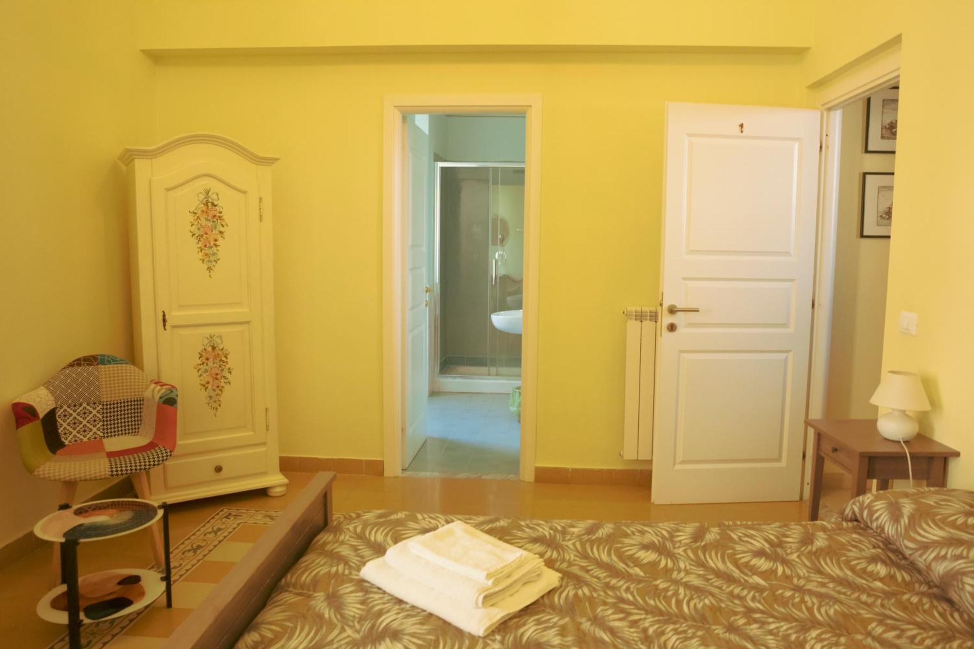 B&B Palazzo Corvino ปาแลร์โม ภายนอก รูปภาพ