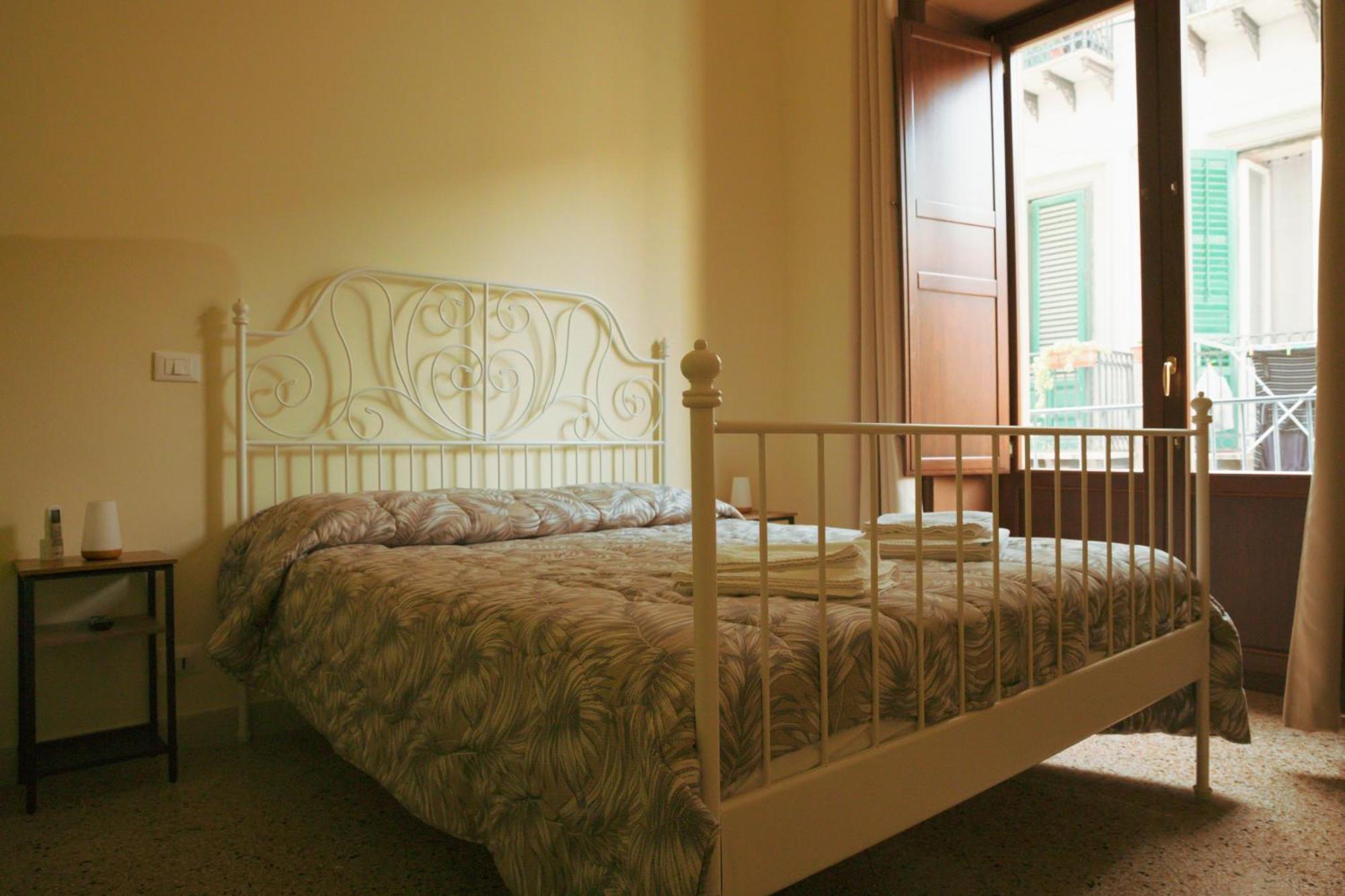 B&B Palazzo Corvino ปาแลร์โม ภายนอก รูปภาพ