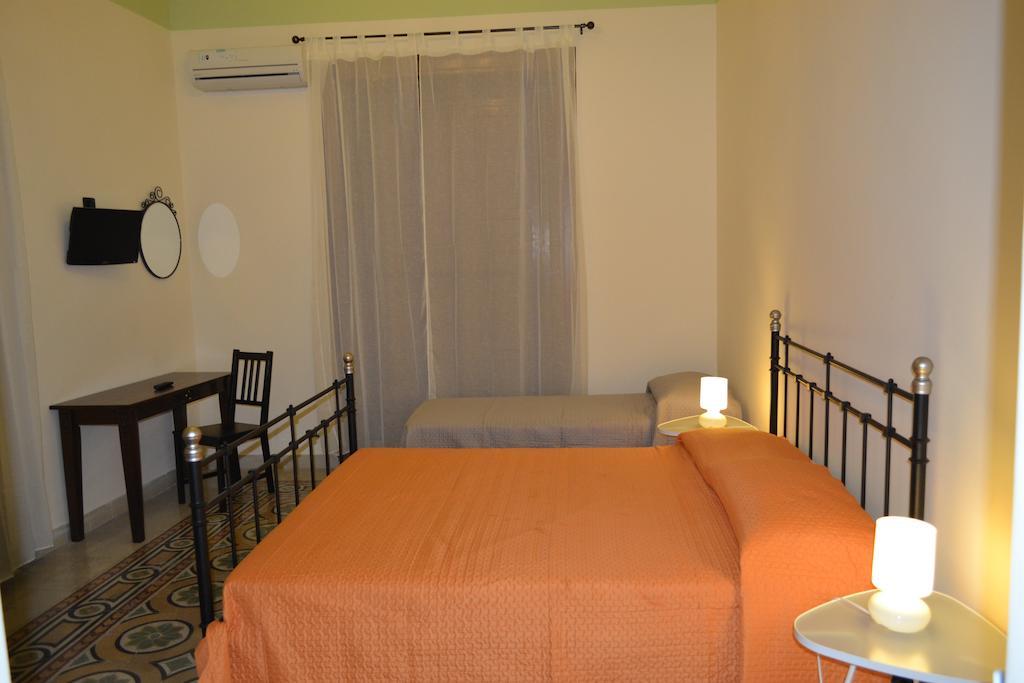 B&B Palazzo Corvino ปาแลร์โม ห้อง รูปภาพ